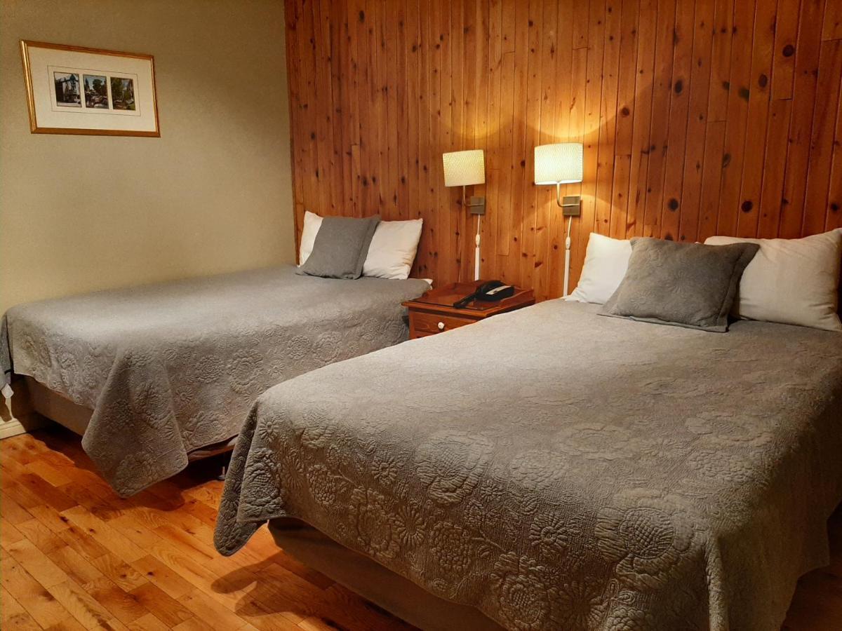 Auberge Le Jardin D'Antoine Montreal Bagian luar foto