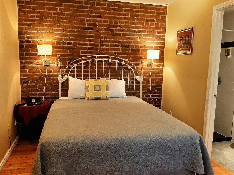 Auberge Le Jardin D'Antoine Montreal Bagian luar foto